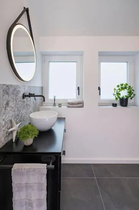 Galerie Apartment Zebra Suite Stuttgart