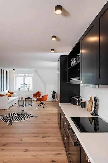 Galerie Apartment Zebra Suite Stuttgart
