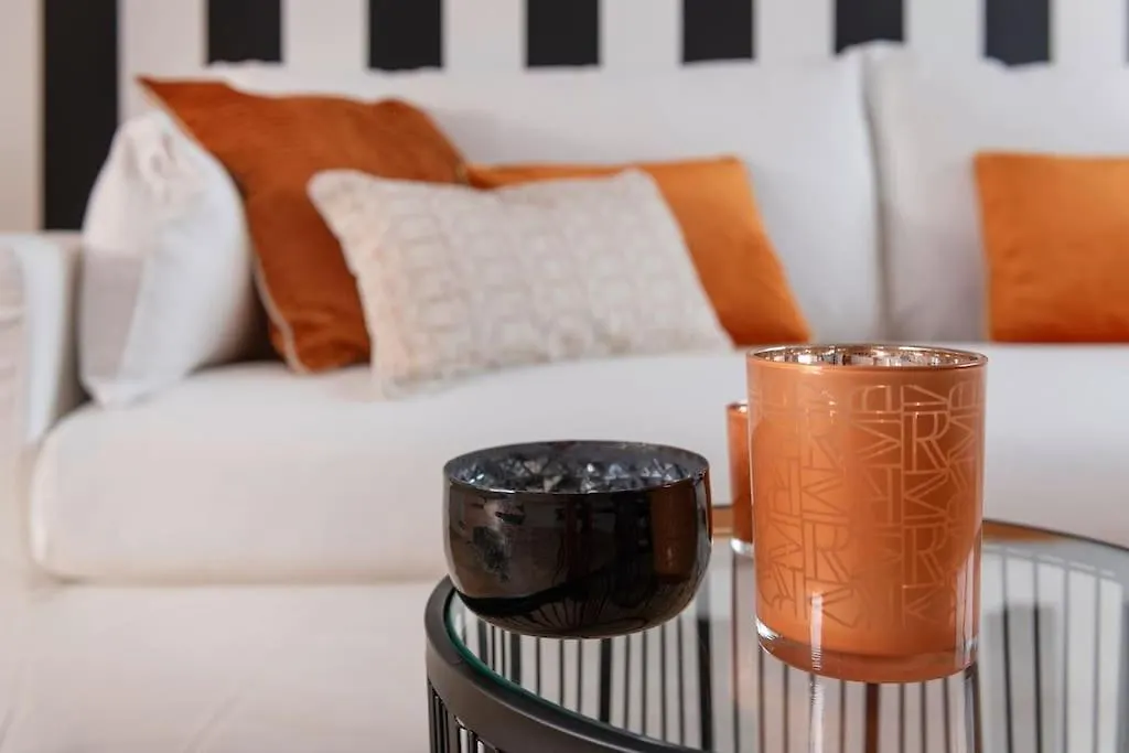 Galerie Apartment Zebra Suite Stuttgart